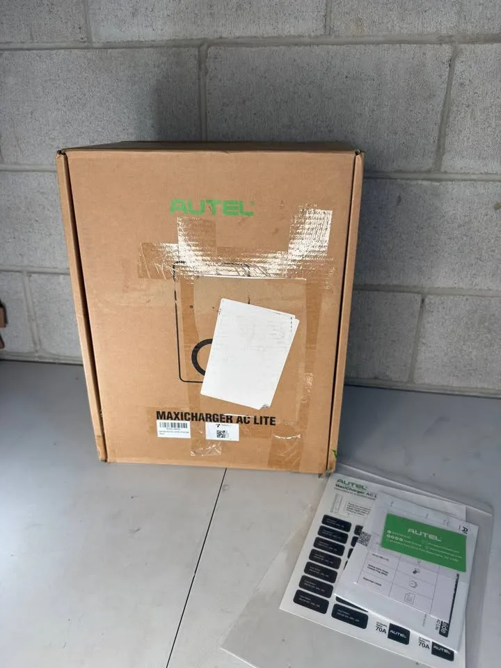 Autel Level 2 EV Charger 50 Amp Home Smart AI EV Charger image indicator(2)