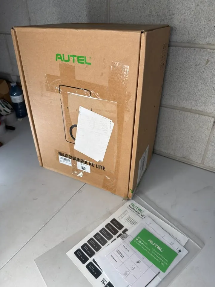 Autel Level 2 EV Charger 50 Amp Home Smart AI EV Charger image indicator(3)