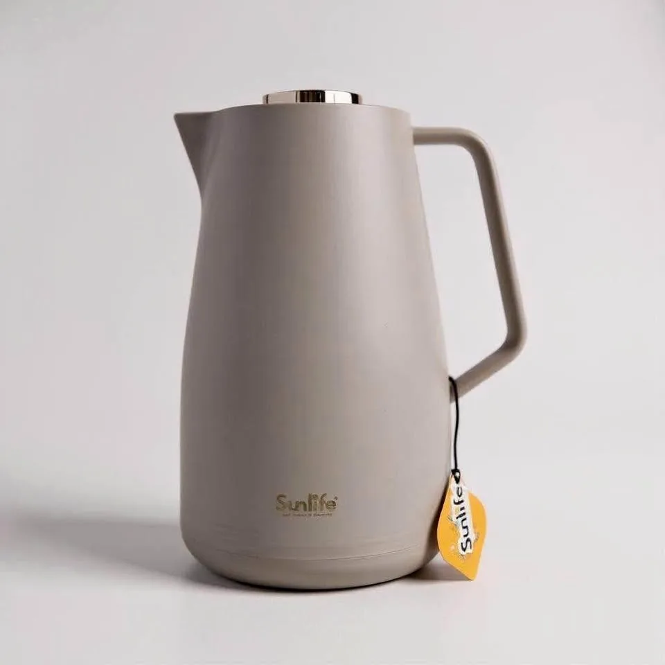 Brand New Thermos Jugs / 3 Colours thumbnail