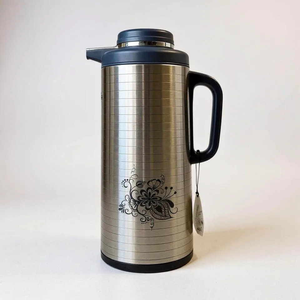 Brand New Thermos Jugs / 3 Colours thumbnail