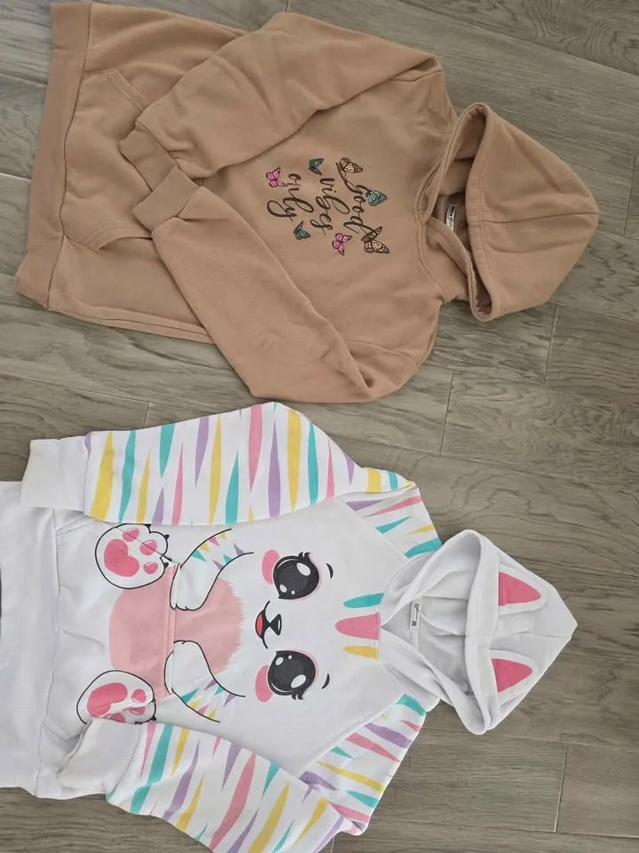 Girls hoodie - size 12 years image indicator(2)