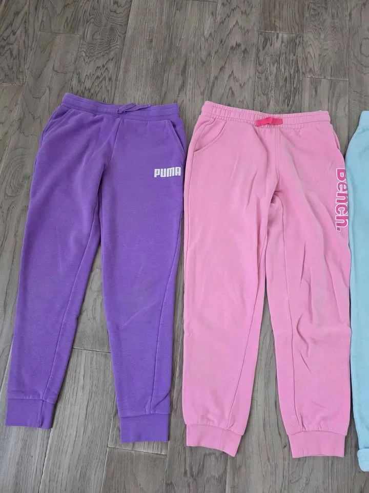 Girls sweatpants - size 12 years image indicator(2)
