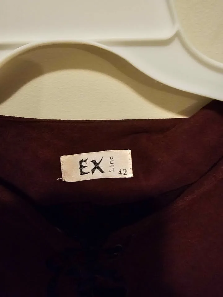 Brown Suede-Style Fringe Top – Great Condition image indicator(2)