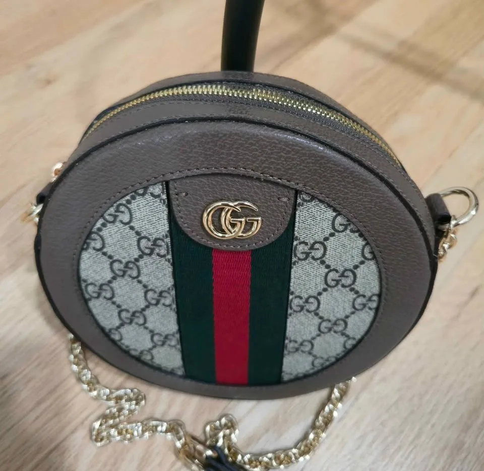 TOP SHELF BAGS CLEARANCE! Offering options to suit various budge image indicator(6)