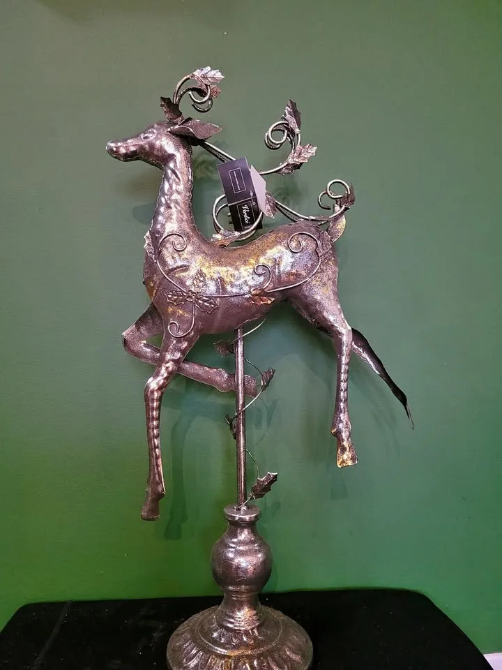 Christmas Decorations Metal Reindeer On Pole(24" Height )