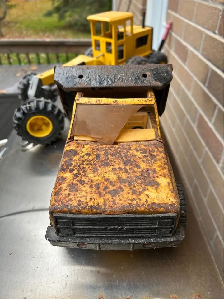 Vintage and newer Tonka image indicator(7)