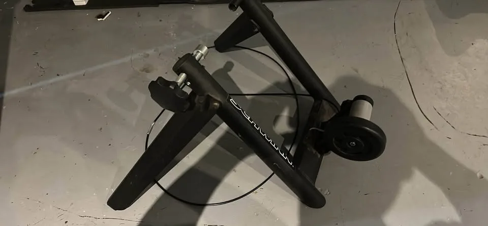 Schwinn indoor stationary bike stand image indicator(4)