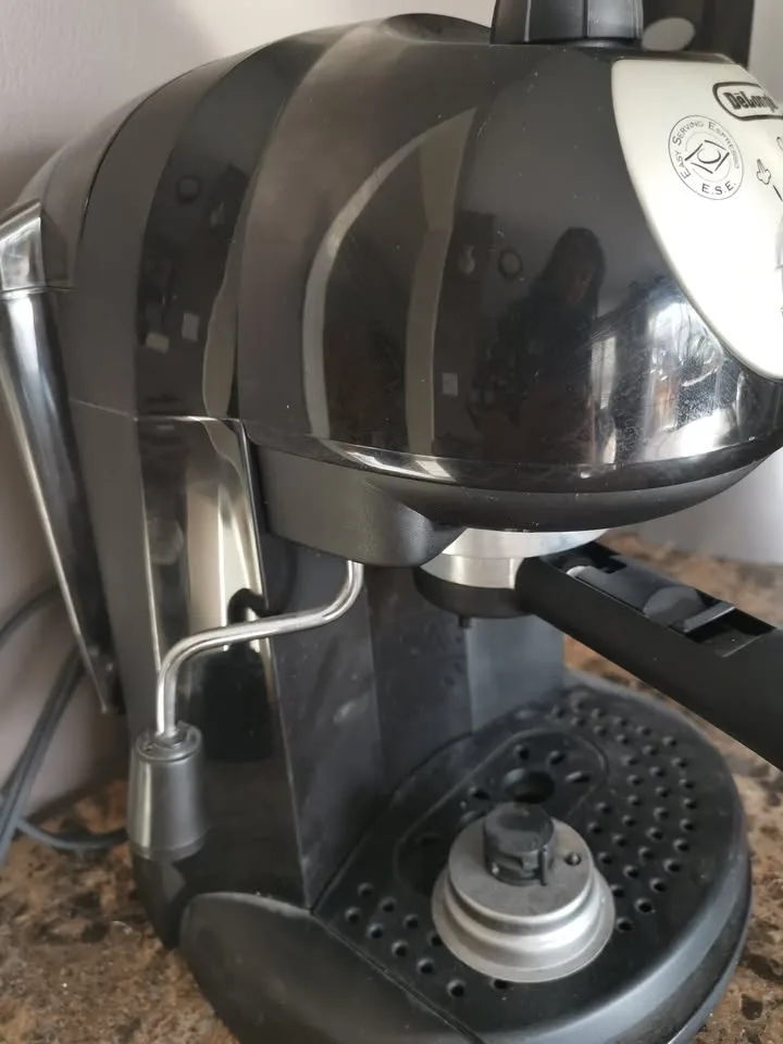 DeLonghi BAR32 Espresso and Cappuccino Maker image indicator(2)