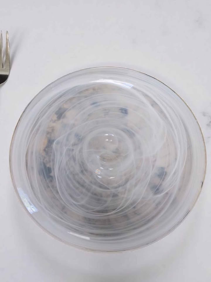 Exquisite  Alabaster White Glass Large Plate - photo 3