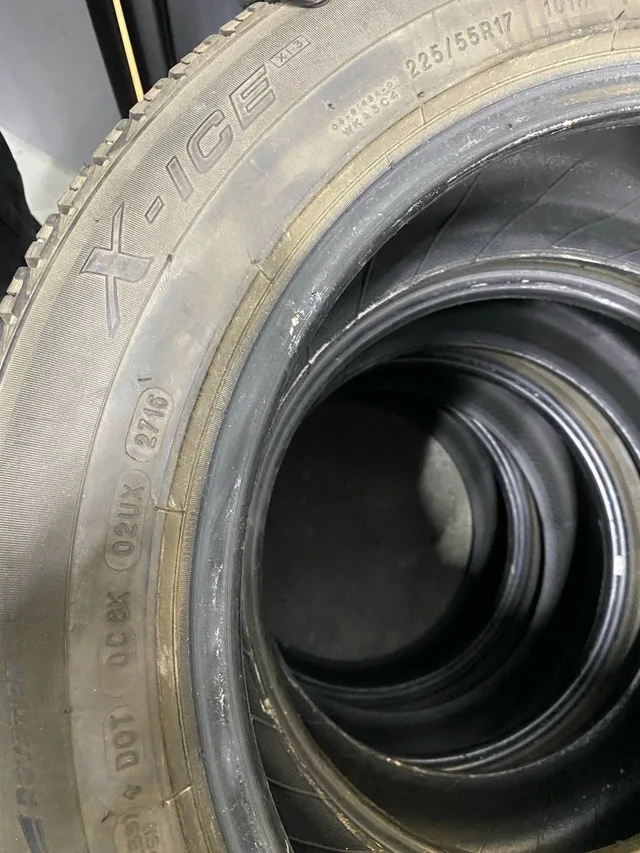 225/55R17 2X Michelin X-Ice, 2X Yokohama Ice Guard ig52c image indicator(2)