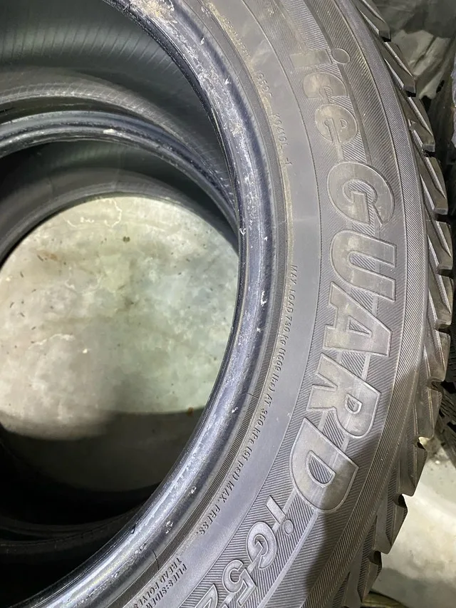 225/55R17 2X Michelin X-Ice, 2X Yokohama Ice Guard ig52c image indicator(7)