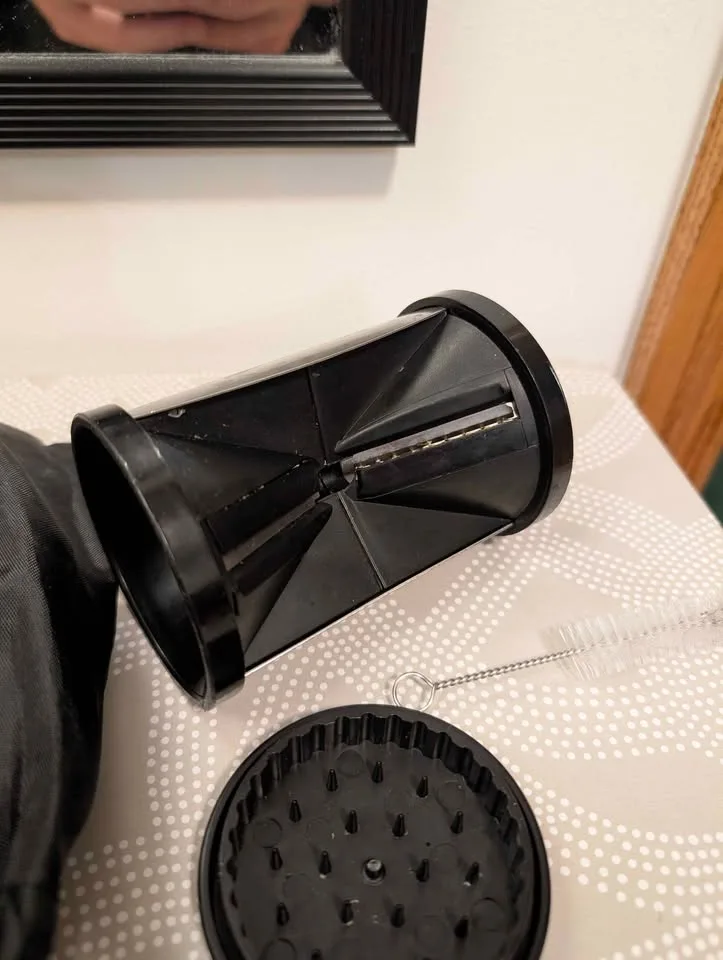 Veggie spiralizer 2 in 1 image indicator(3)