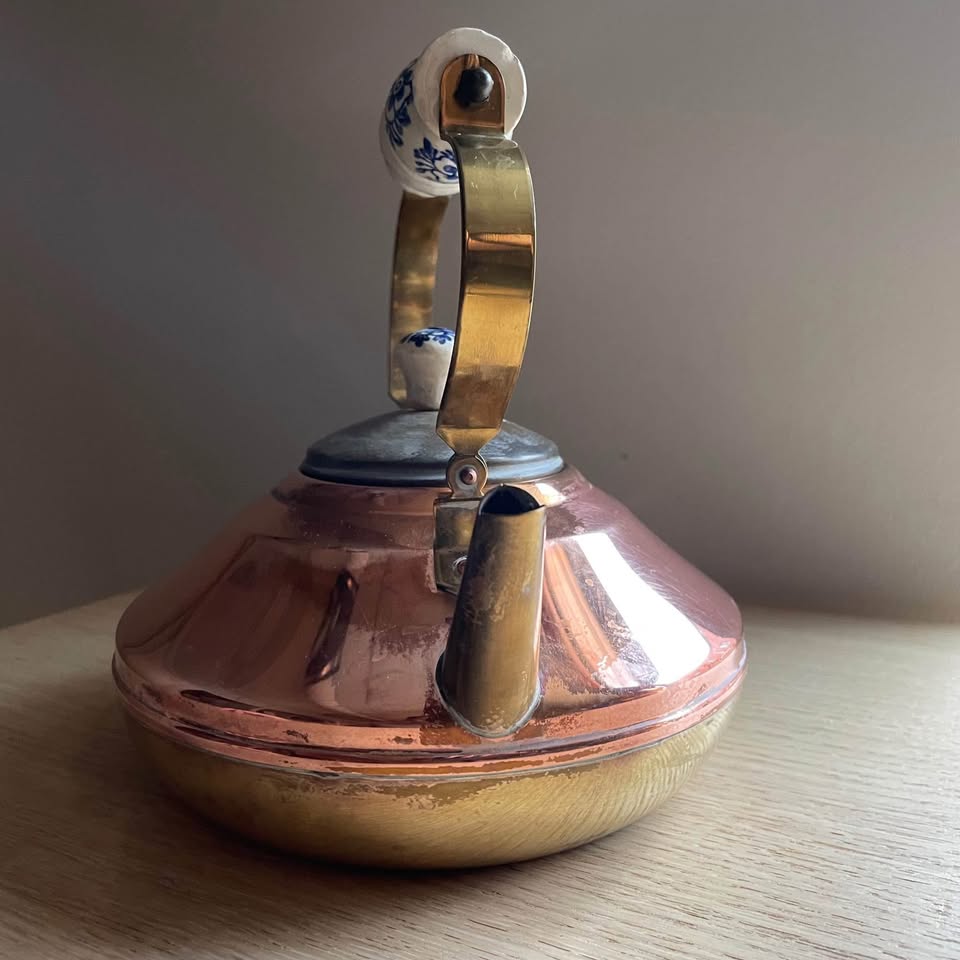 Vintage Brass & Copper TeaPot Kettle - ceramic handle - photo 4