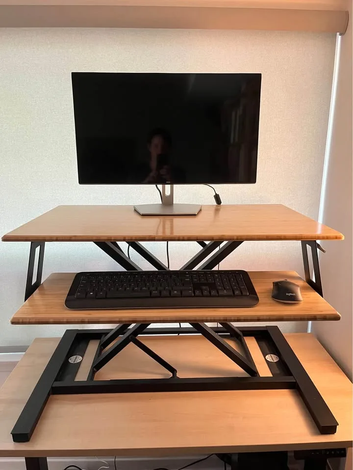 Fully Cooper Standing Desk Converter (natural Bamboo) image indicator(3)