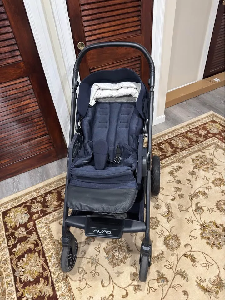 Nuna Mixx Stroller and infant carseat image indicator(7)