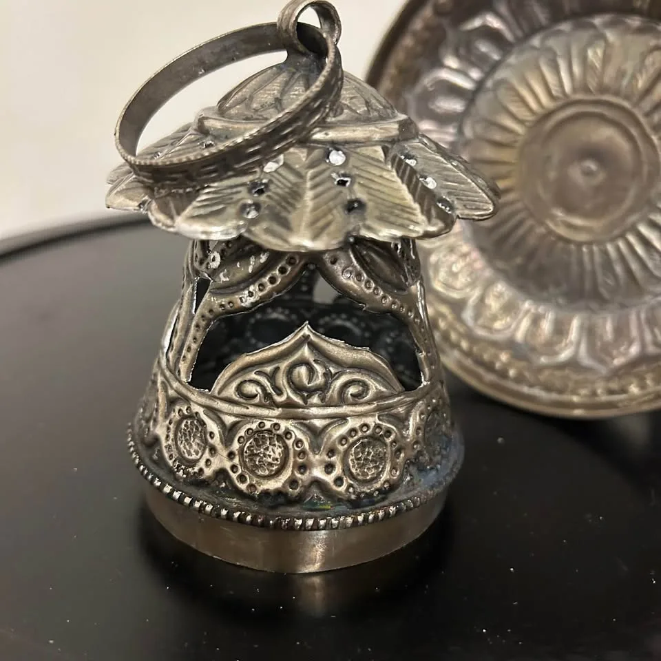 Vintage Indian/Nepalese Ornate Metal & Glass T-Light Lantern – H image indicator(8)