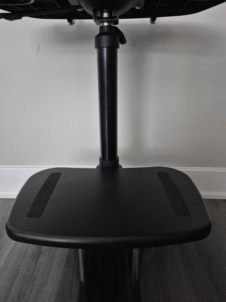 Standing Desk - photo 2