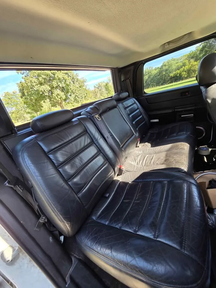 2006 Hummer H2 SUT Sport Utility Pickup 4D 3 ft image indicator(4)