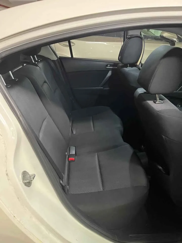 2010 Mazda MAZDA MAZDA3 image indicator(5)