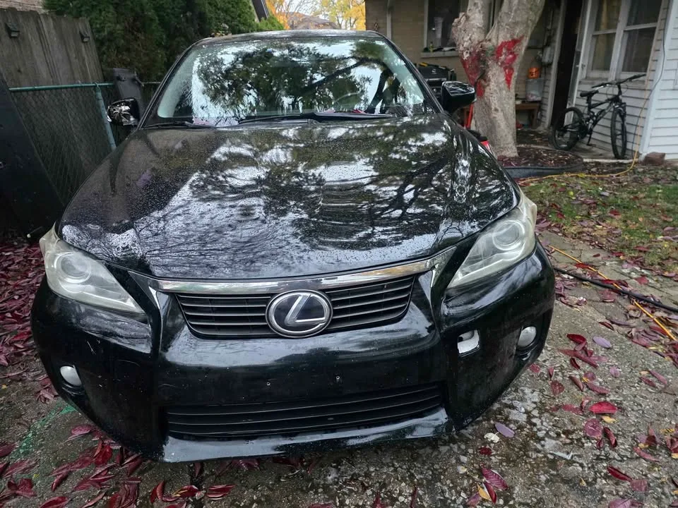 2012 Lexus CT 200h Hatchback 4D image indicator(2)