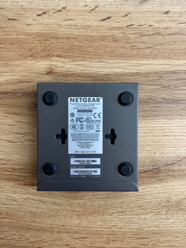 NETGEAR 5-Port Gigabit Ethernet Plus Switch (GS105Ev2) - photo 3