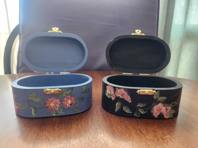 Wooden jewelry boxes
