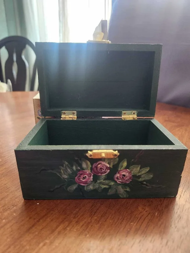 Wooden jewelry boxes image indicator(8)