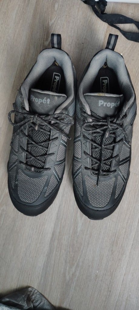 Steel Toe Work Shoes. Slip Resistant, Water Proof, Size 11