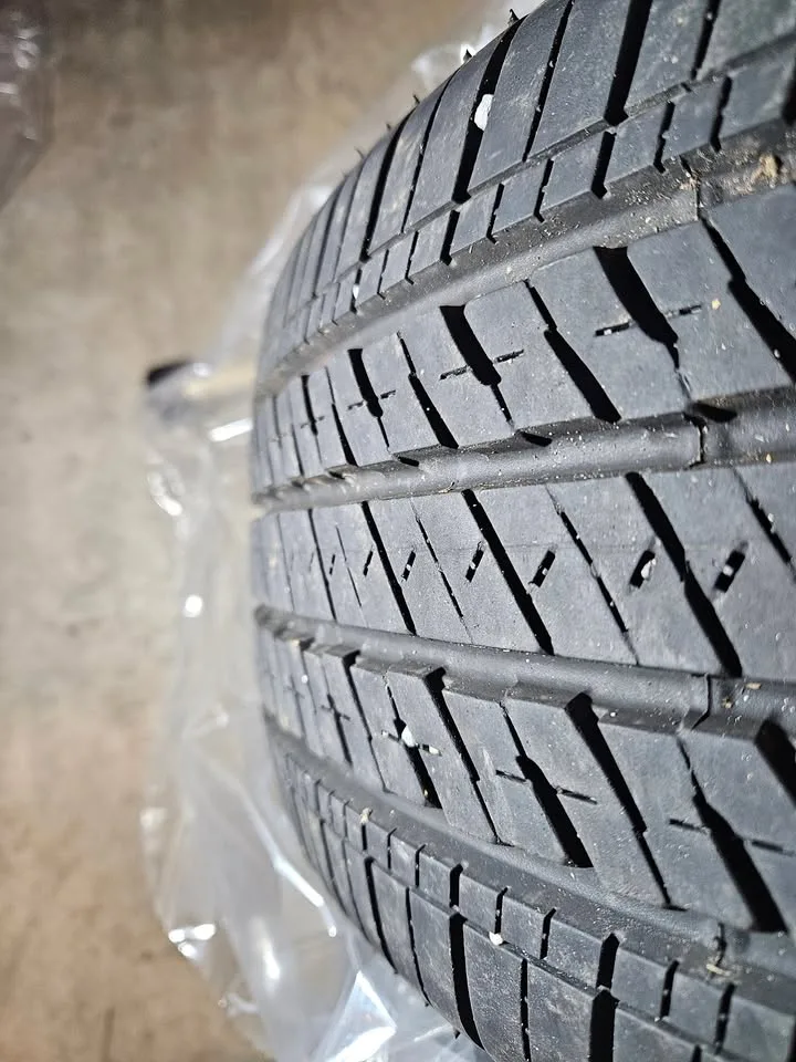 All-season tires Bridgestone Ecopia (225/60R17) image indicator(3)