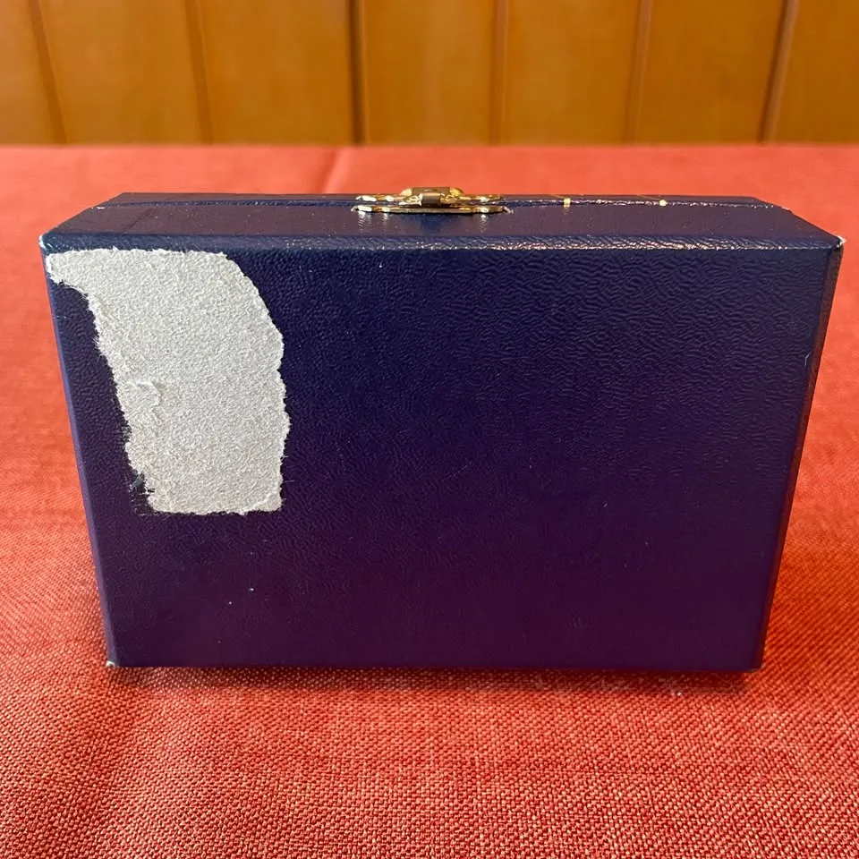 Crystal Gold Spider Figurine image indicator(9)