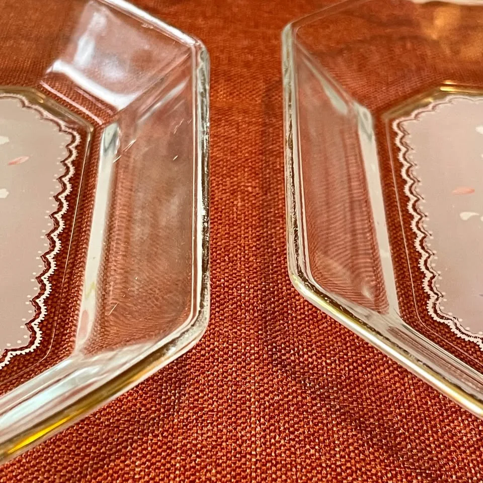 Retro Floral Glass Plates Set of 5 image indicator(4)