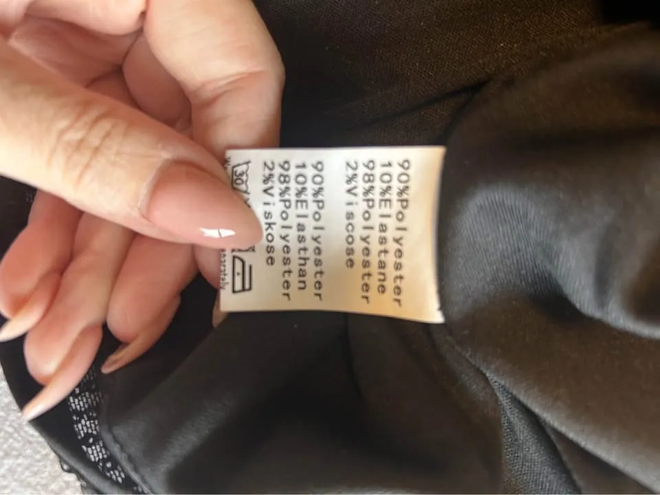 Black Sequin Off Shoulder Shirt, Size XL image indicator(4)