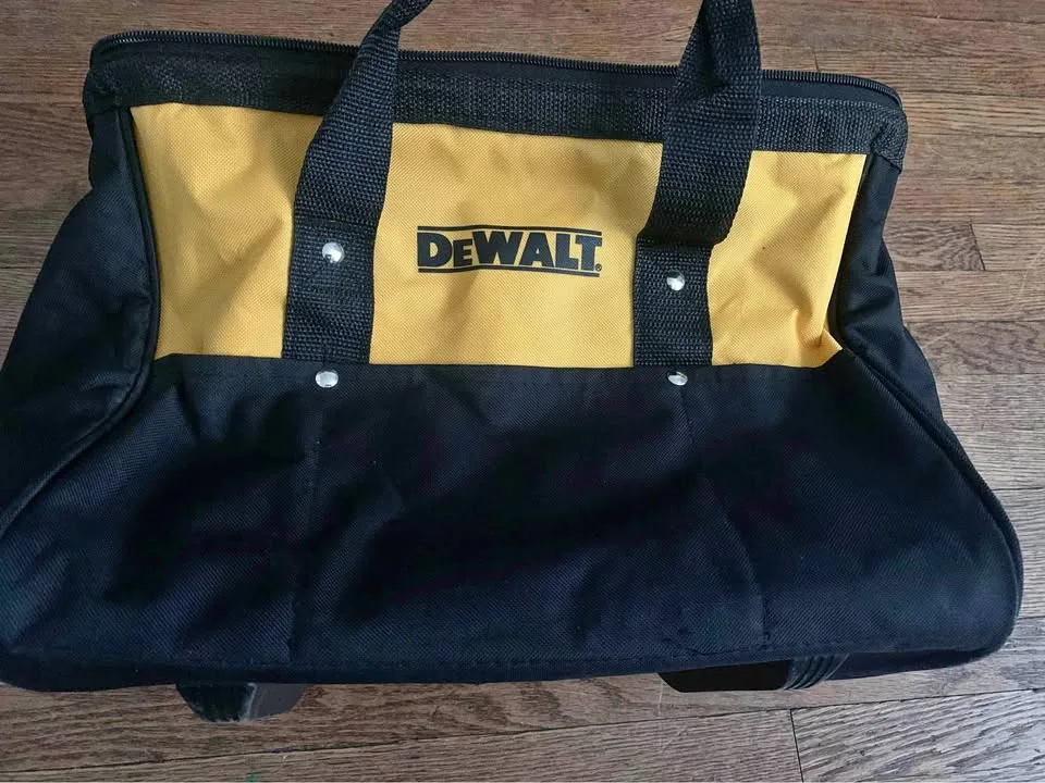 DEWALT tool bag