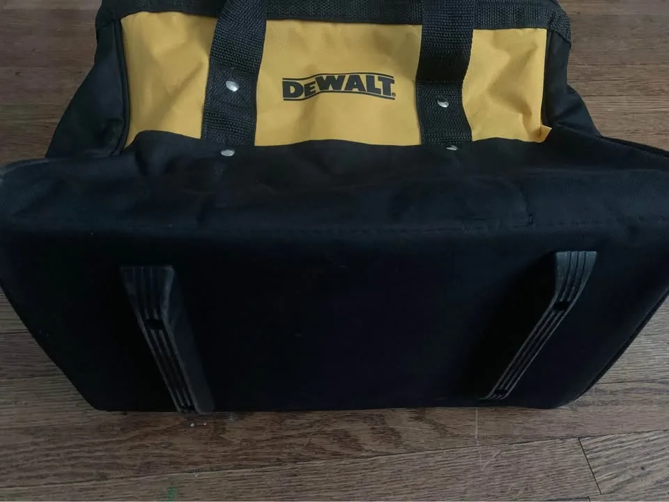 DEWALT tool bag image indicator(3)