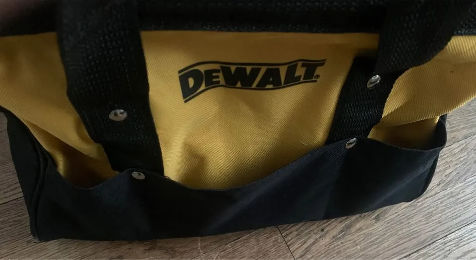 DEWALT tool bag image indicator(5)