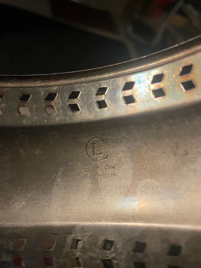 Vintage Silver-Plated Wine Bottle Holder image indicator(4)