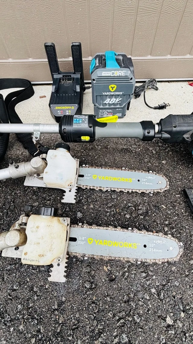 Yardworks 48V Max 10-in Brushless Pole Saw image indicator(2)