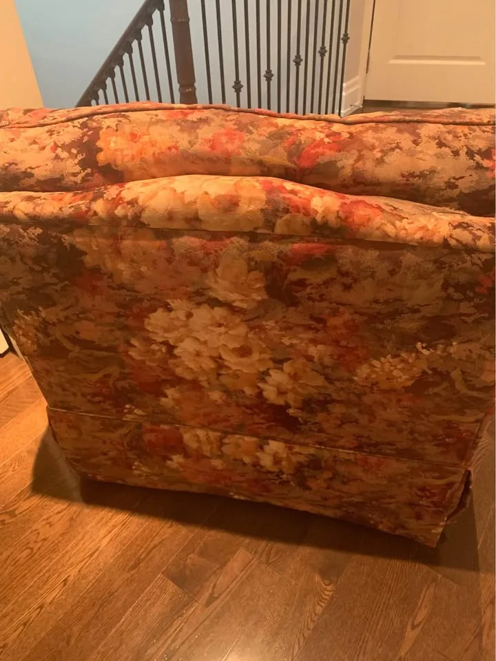 Accent Sofa Chair image indicator(3)