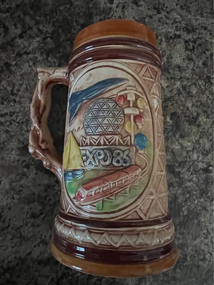 Vintage Expo 86 beer stein - photo 2