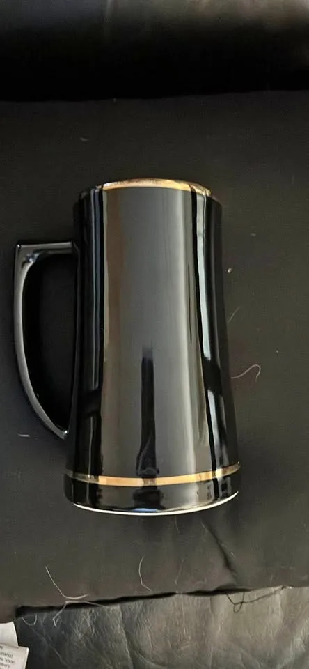 GILLEYS beer stein 1980’s