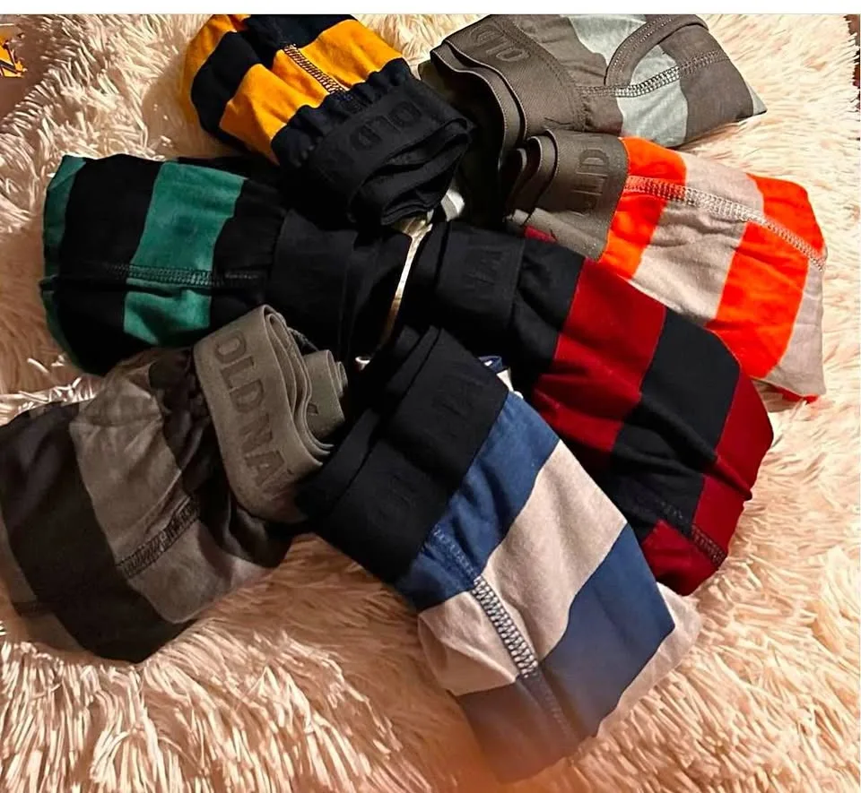 BOYS BOXERS (7 PACK) SIZE:XL PRICE:$35 BRAND : OLD NAVY thumbnail