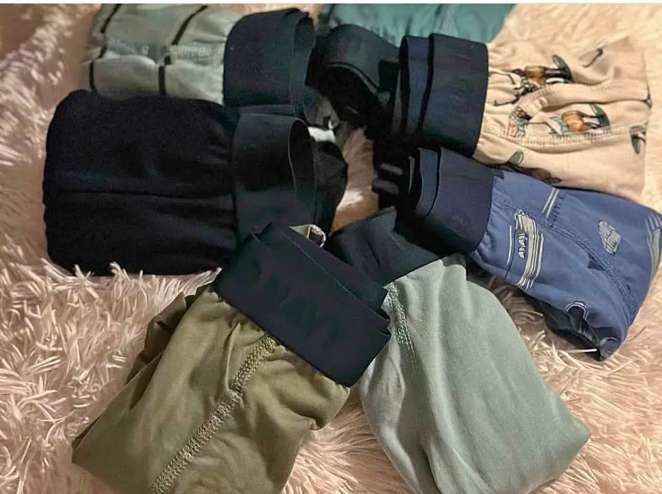 BOYS BOXERS (7 PACK) SIZE: XL PRICE:$35 BRAND: OLD NAVY thumbnail