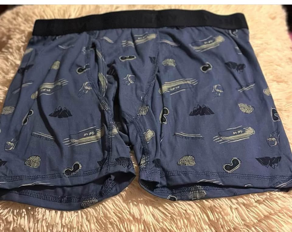 BOYS BOXERS (7 PACK) SIZE: XL PRICE:$35 BRAND: OLD NAVY - photo 2