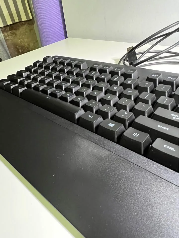 Logitech G213 + Wired Gaming Mouse Combo image indicator(4)