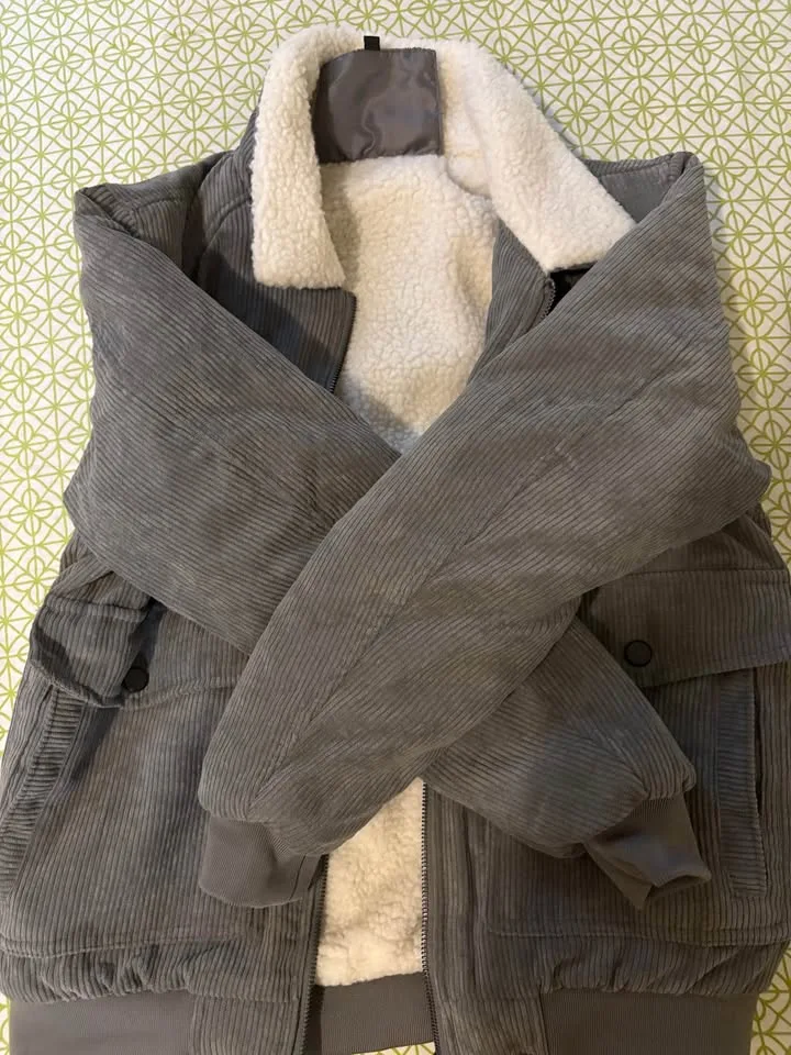 Men’s Jacket image indicator(2)