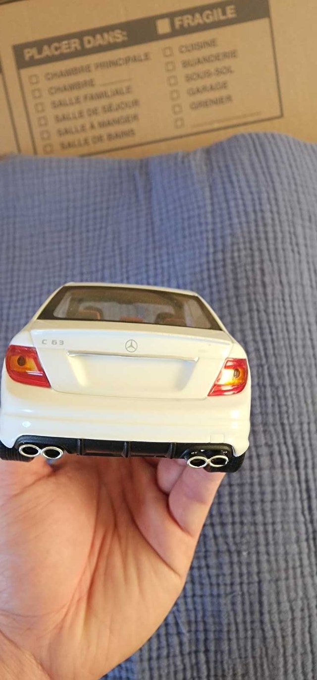 1/24 Mercedes-Benz C43 custom - photo 3