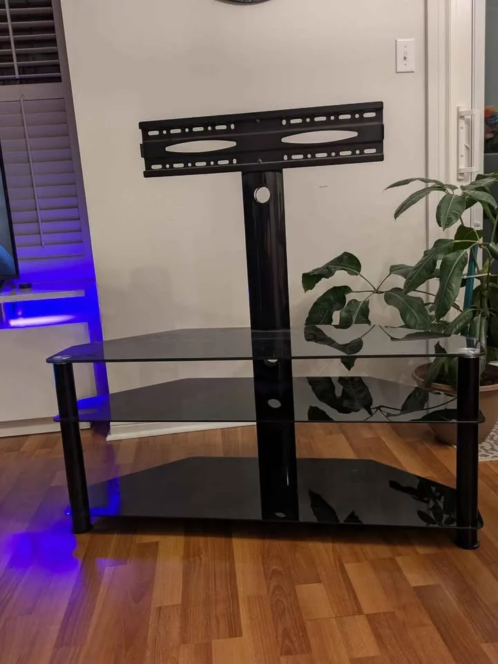 Corner TV stand image indicator(2)