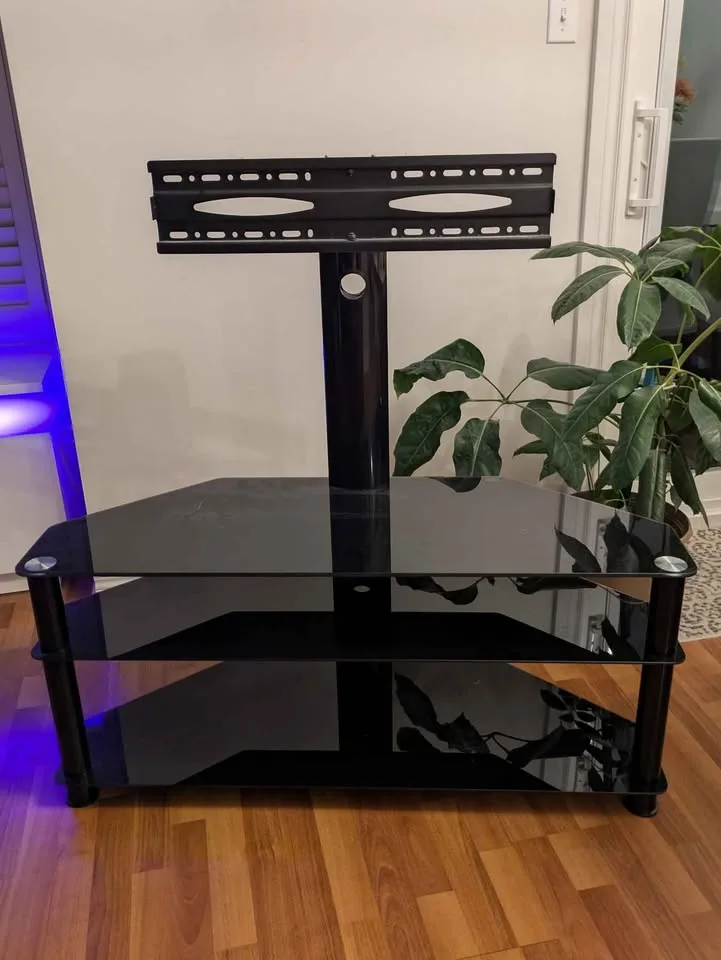 Corner TV stand image indicator(3)