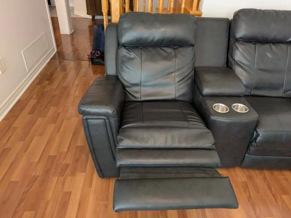 Power reclining couch and love seat image indicator(7)