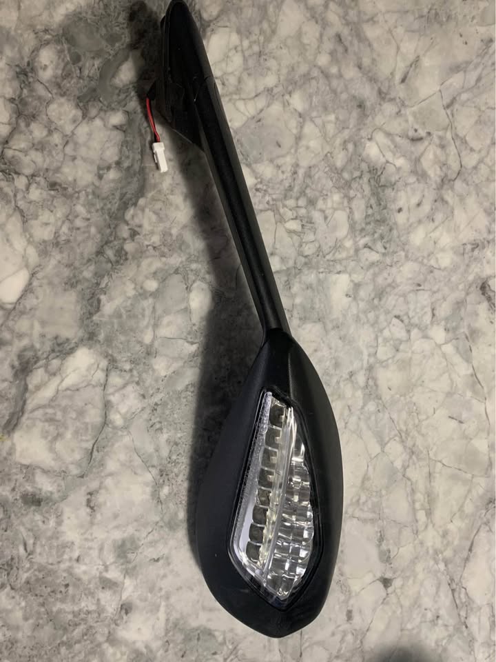 Left-Hand Mirror – 2013 Ducati 1199 Panigale – Great Condition - photo 2